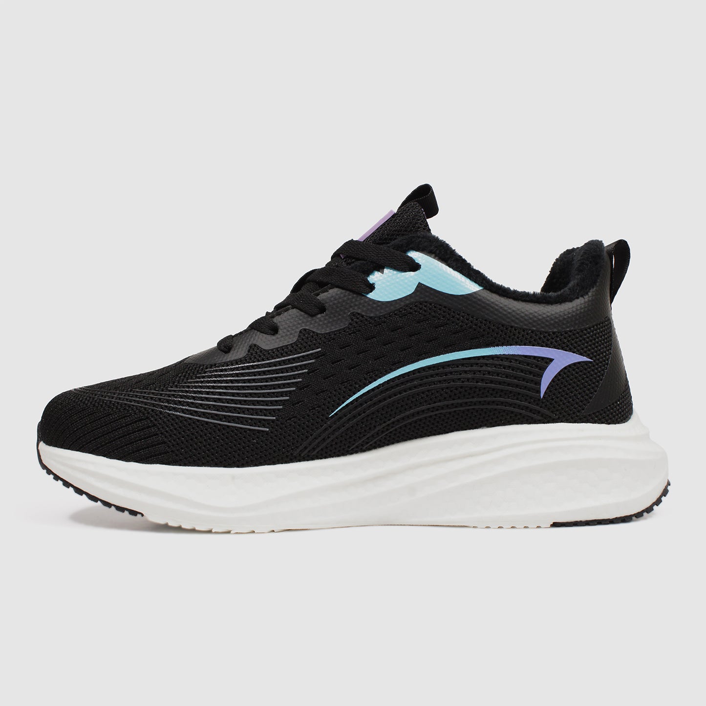 Tracer Shoes | Black | Women's Collection