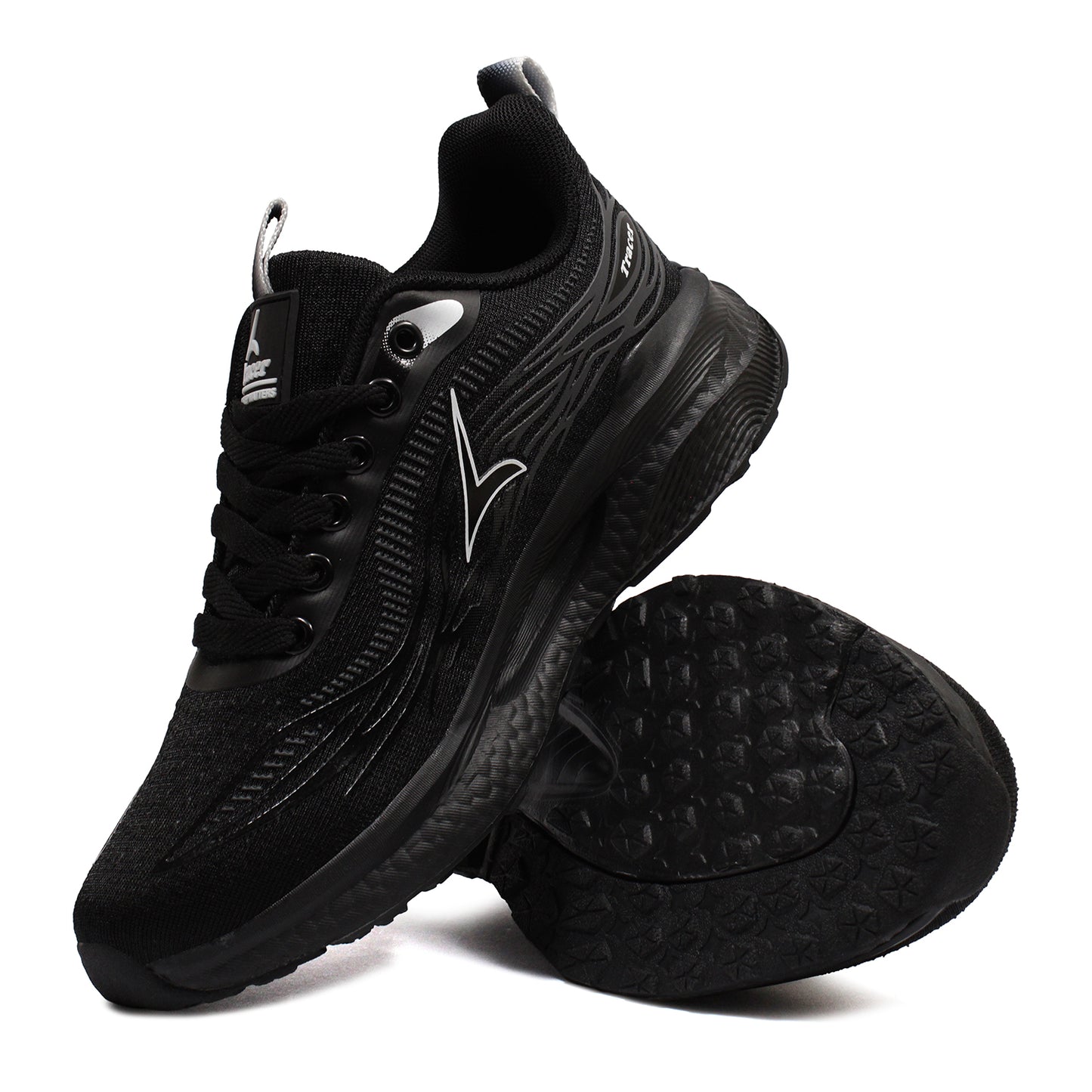 Tracer Shoes | Black | Women's Collection