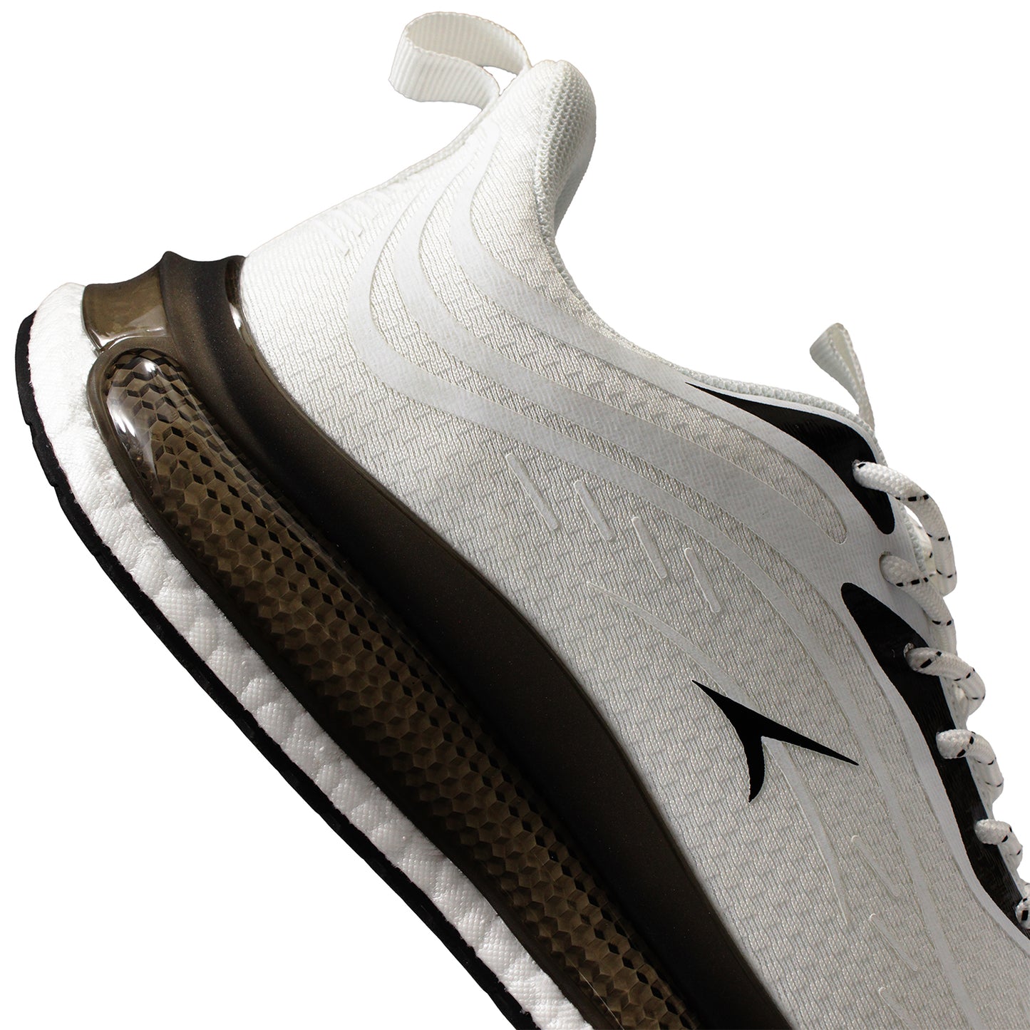 Tracer Shoes | White | Men's Collection