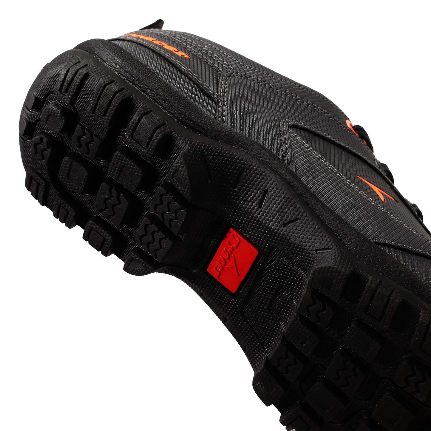 Tracer Shoes | Grey | Men's Collection
