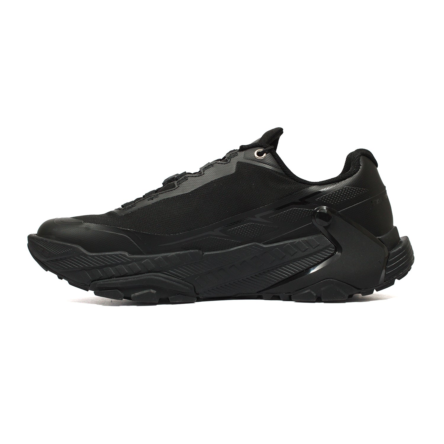 Tracer Shoes | Black | Men's Collection