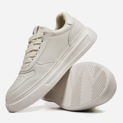 Tracer Shoes | Off White | Men's Collection