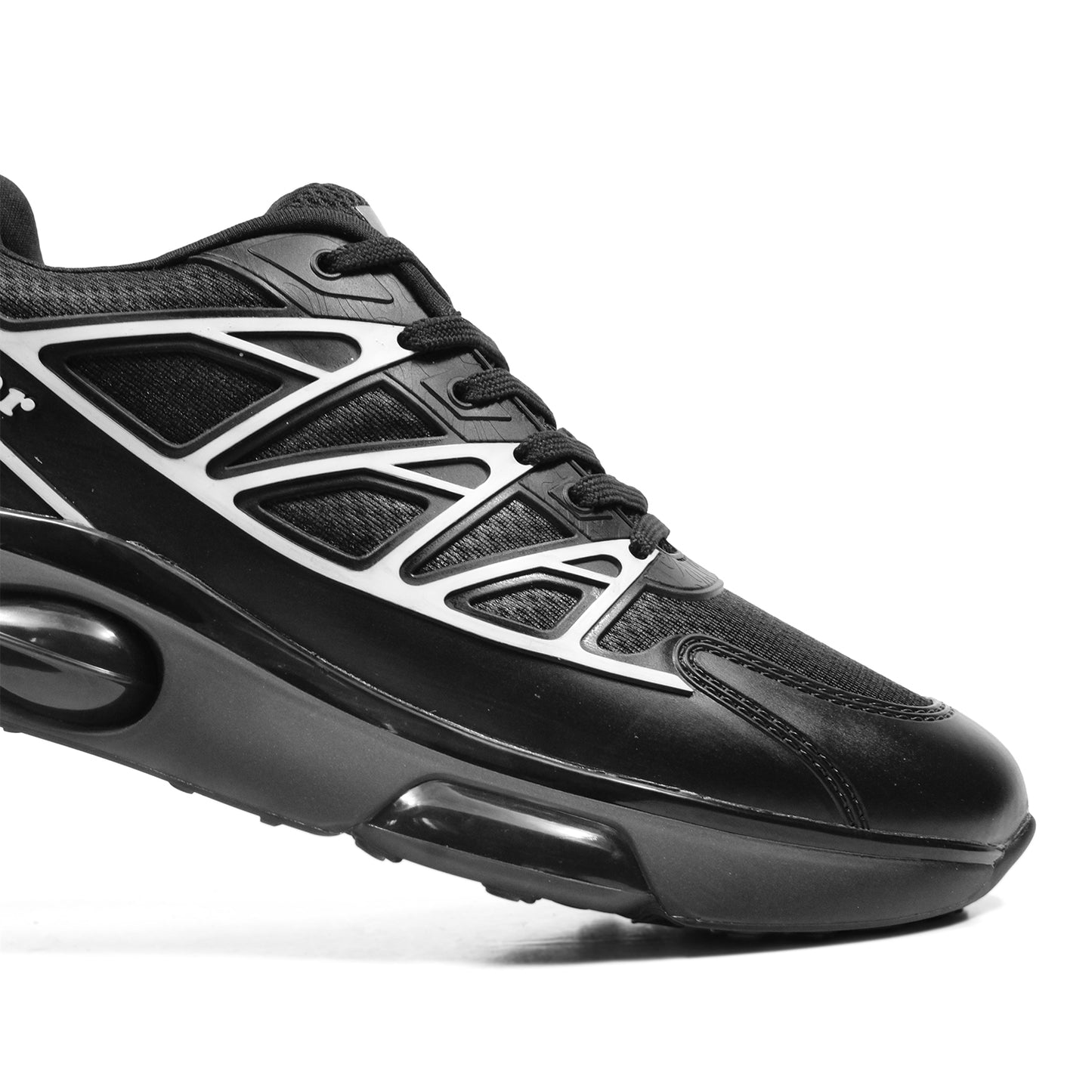Tracer Shoes | Black | Men's Collection